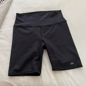 Alo Bike shorts